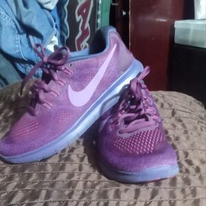 Nike Women's Purple Running Shoes